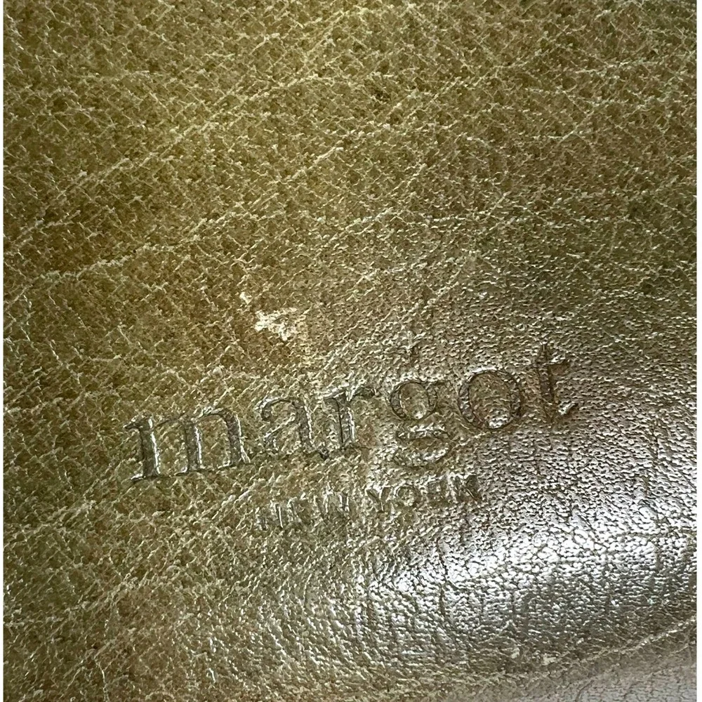 Margot New York Olive Green Leather Wallet Zip Around Billfold